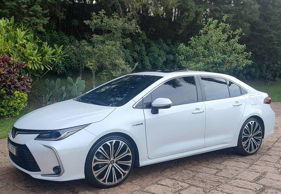 TOYOTA COROLLA 1.8 VVT-I HYBRID FLEX ALTIS PREMIUM CVT